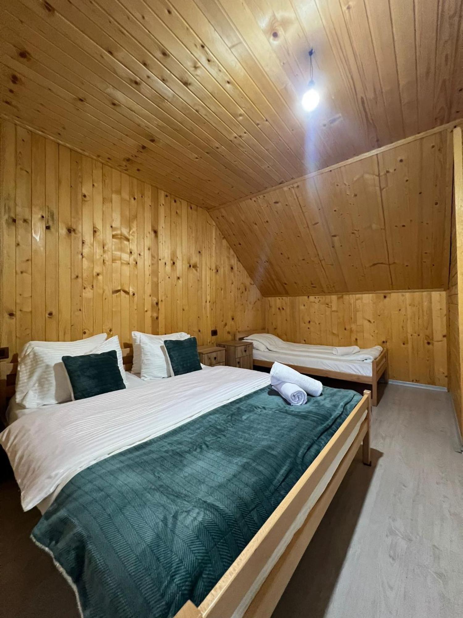 Bujtina Arlindi Bed and Breakfast Valbone Buitenkant foto