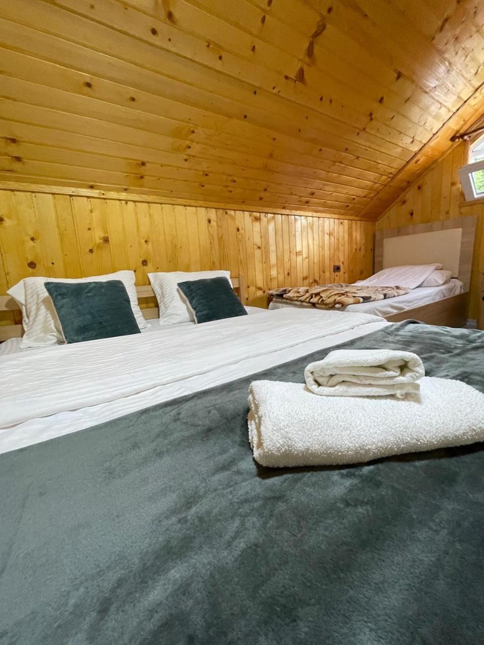 Bujtina Arlindi Bed and Breakfast Valbone Buitenkant foto